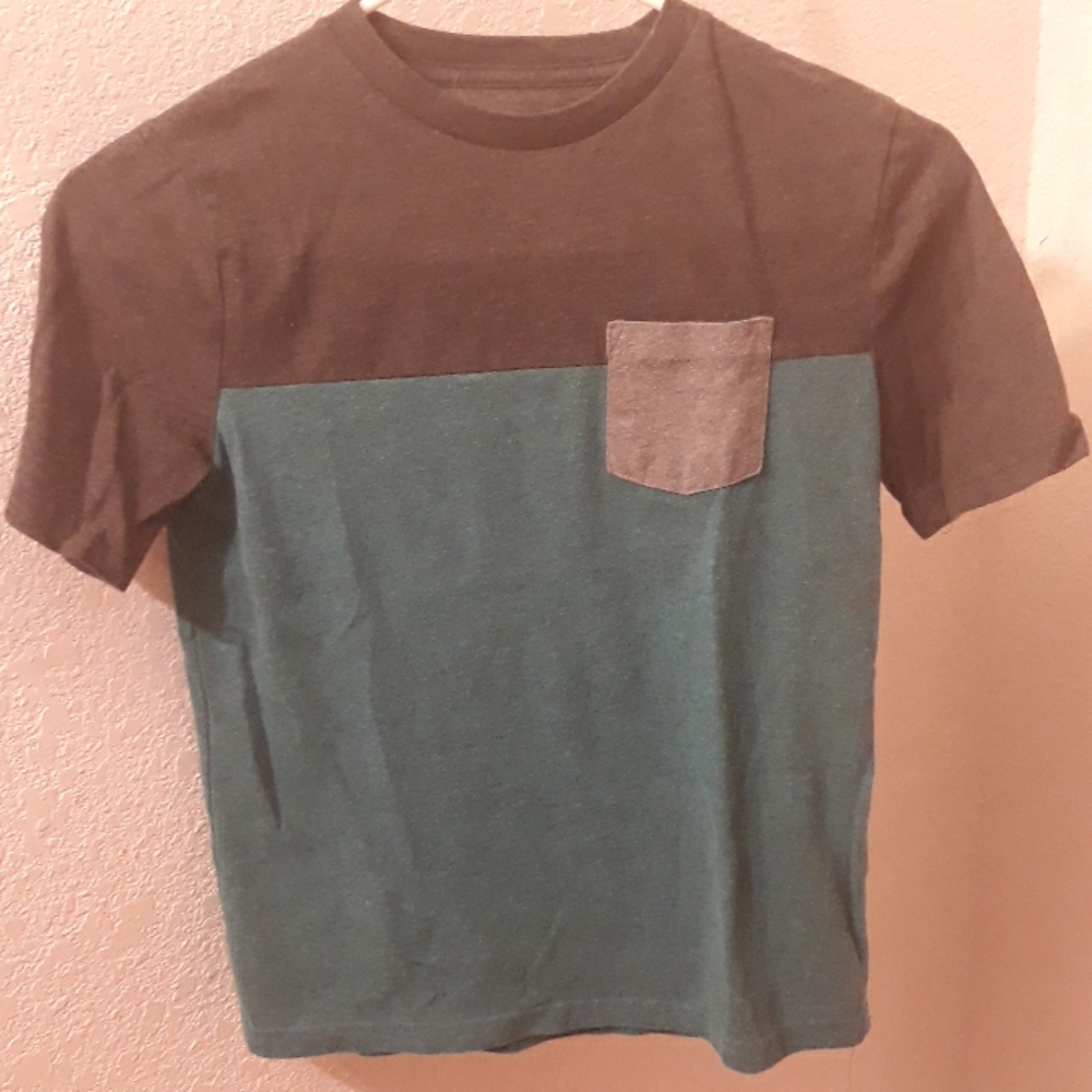 Boys Urban Pipeline Shirt S. Small